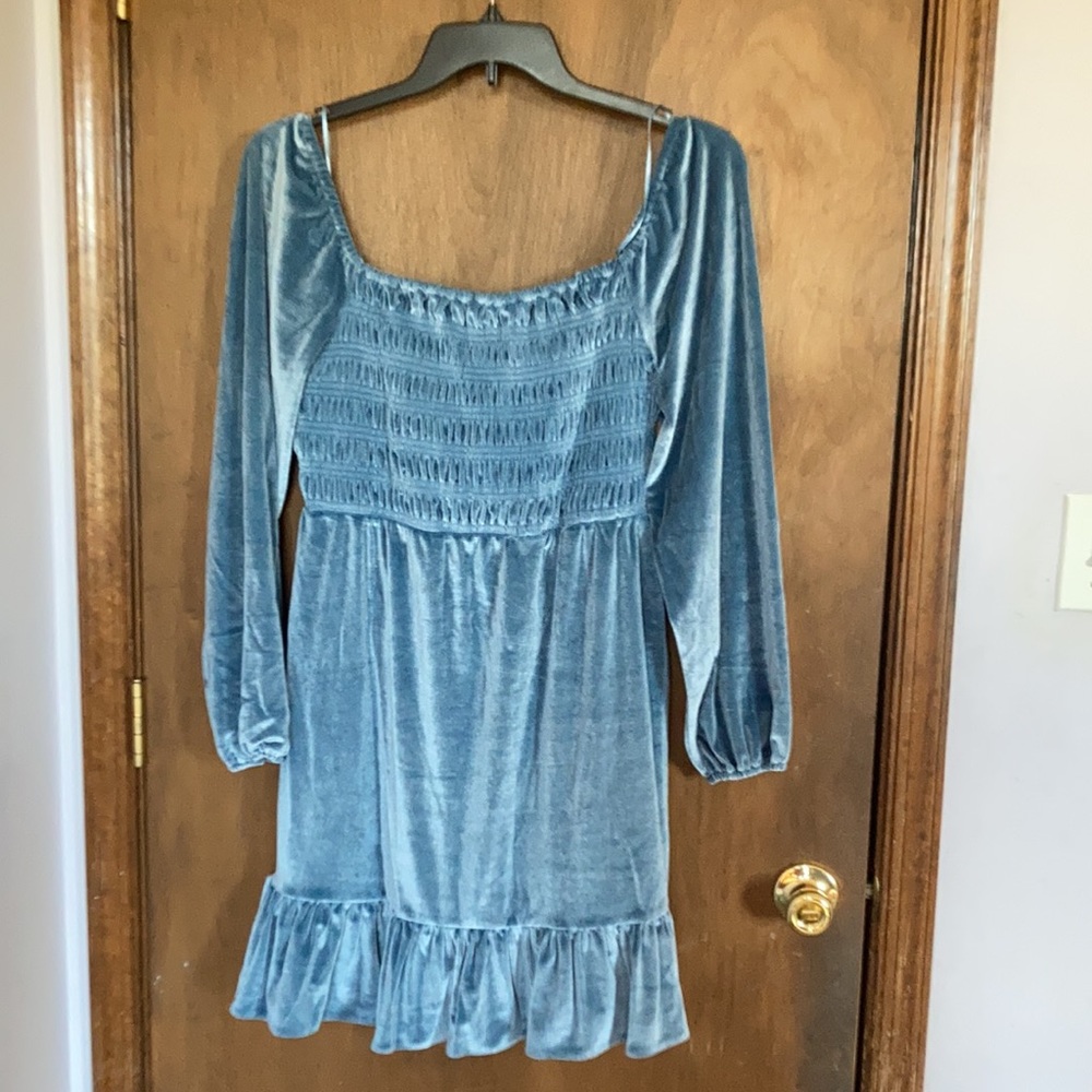 LC Lauren Conrad smocked flounce hem velvet dress duller blue size M - Picture 9 of 17
